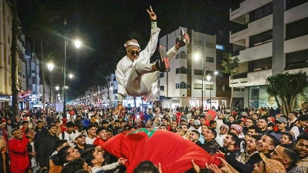 “نجاح المغرب في المونديال يثير جدلًا حول الهوية العربية” – تقرير بالإيكونوميست
